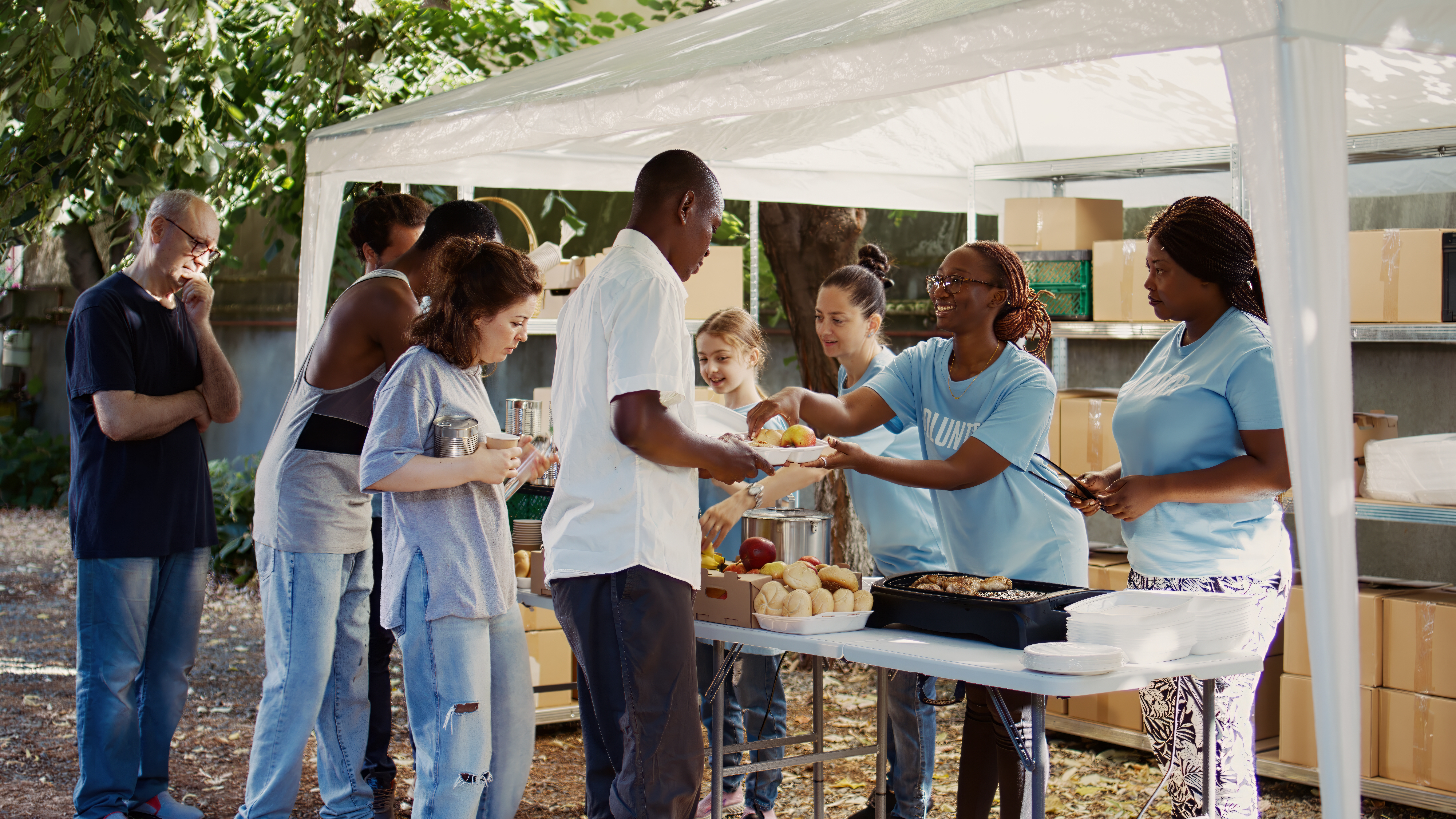 Volunteers working together
